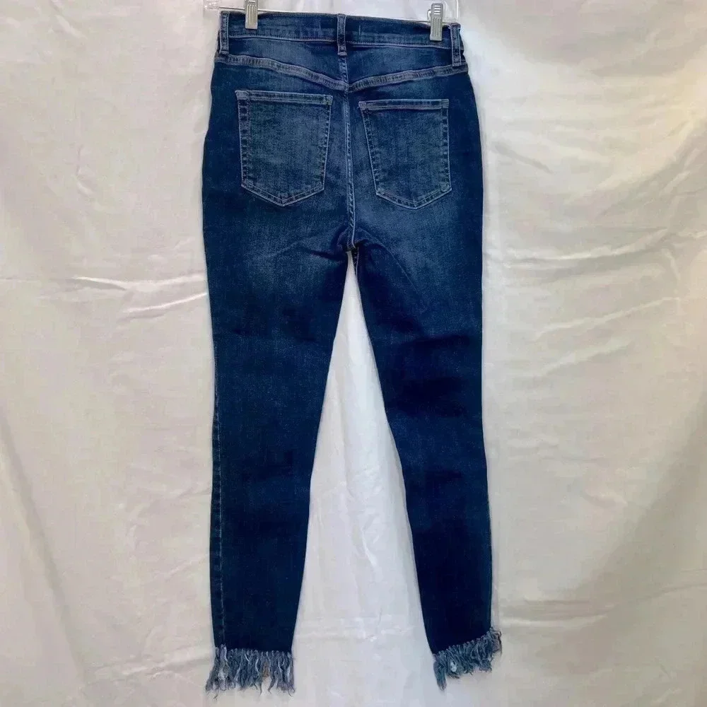 Free People Great Heights Frayed Skinny Jeans. - Picture 1 of 8